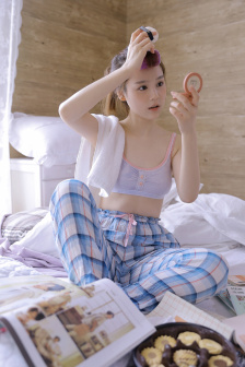 完美护士的不轨行为